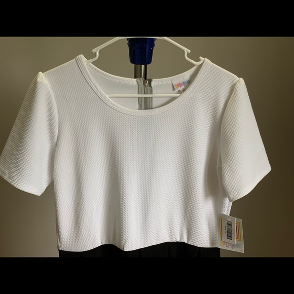 LuLaRoe Dresses & Skirts - LulaRoe Amelia Dress